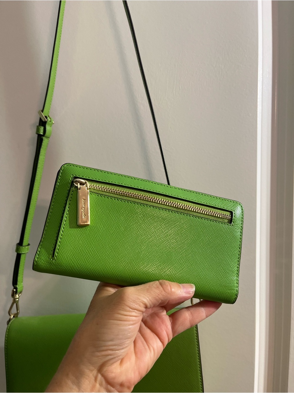 kate spade green crossbody with matching wallet - Picture 8 of 15